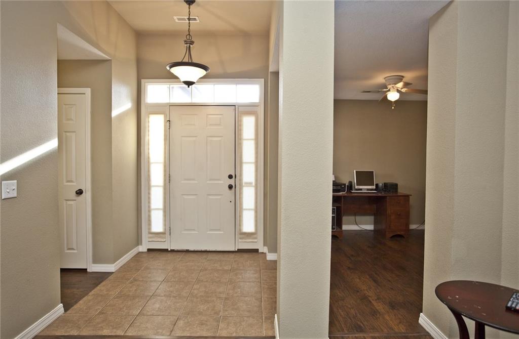 661 Walker St, Centerton, AR 72719 photo 5