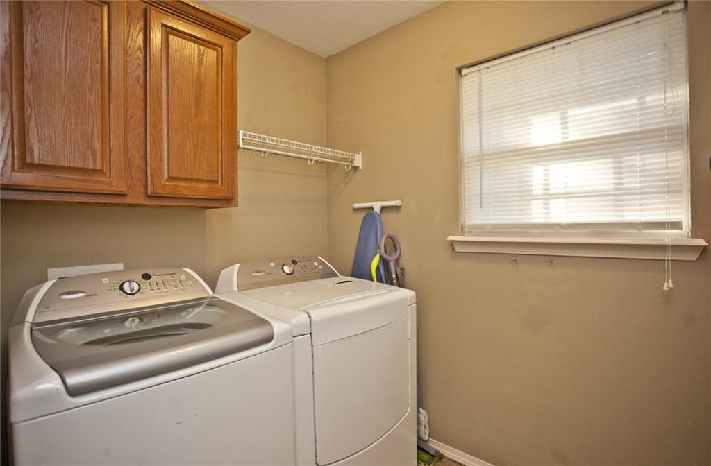 661 Walker St, Centerton, AR 72719 photo 6