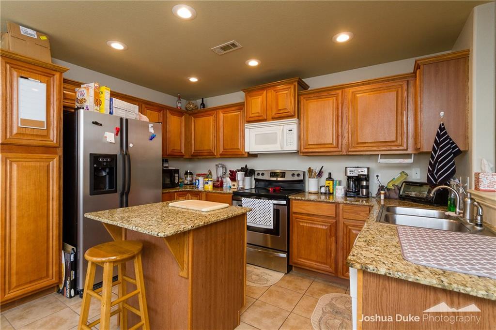 3393 Grayson Ln, Springdale, AR 72764 photo 8