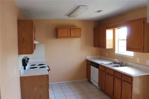 2489 Springbrook Ave, Springdale, AR 72764 photo 2