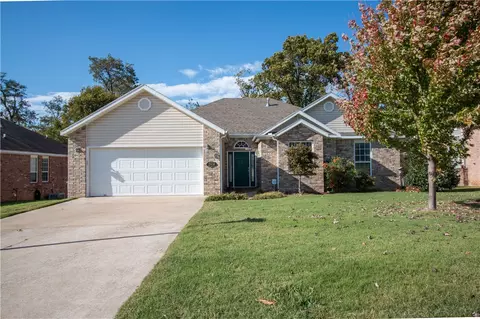2930 Eaglecrest Cir, Springdale, AR 72762 photo 1