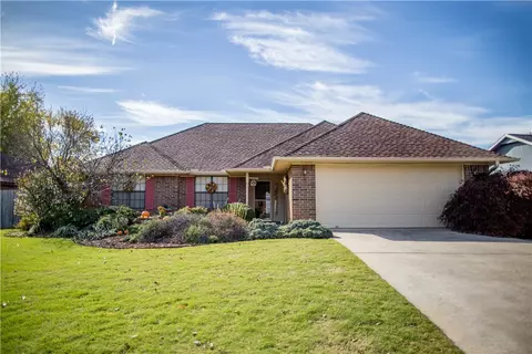 210 Bluff Dr, Lowell, AR 72745 photo 1