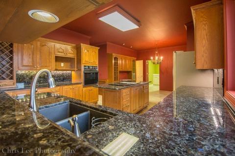 309 Emerald Point Dr, Springdale, AR 72764 photo 12
