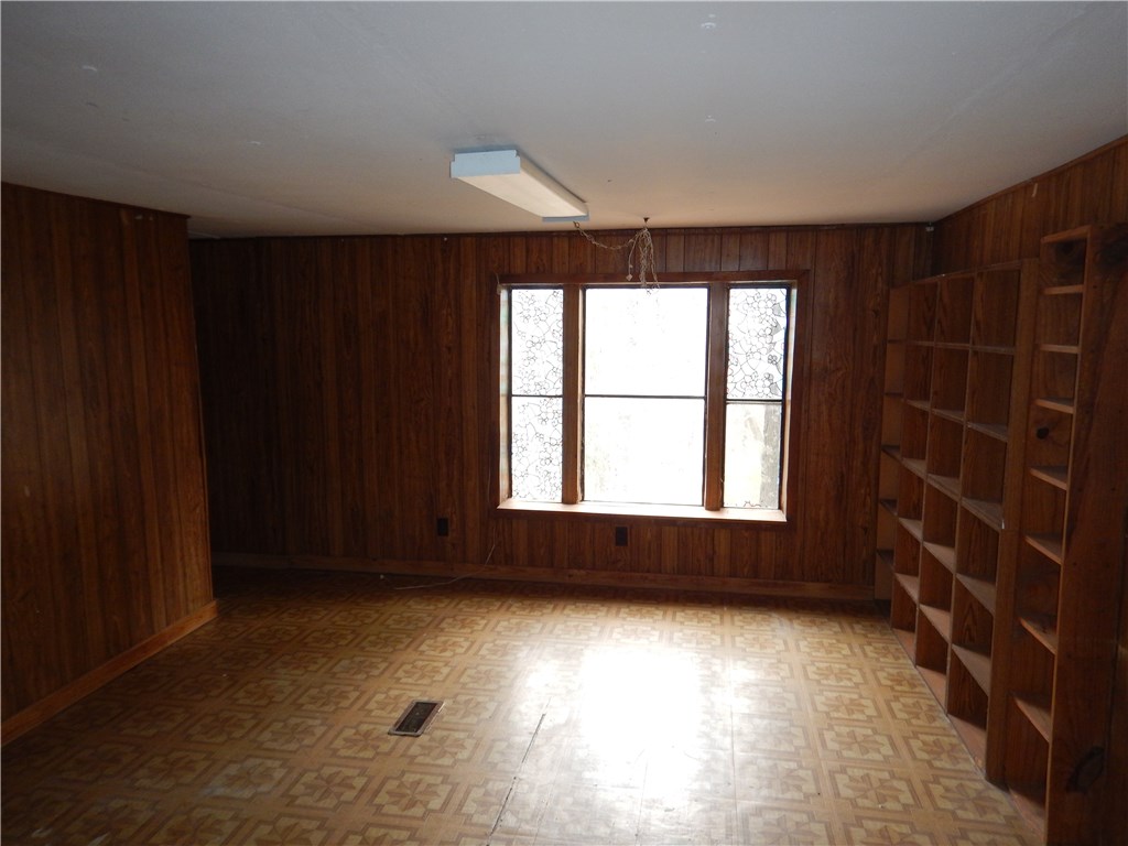 391 Scott St, Springdale, AR 72762 photo 9
