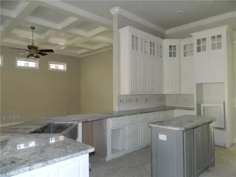 3240 Laurel Cir, Centerton, AR 72719 photo 2