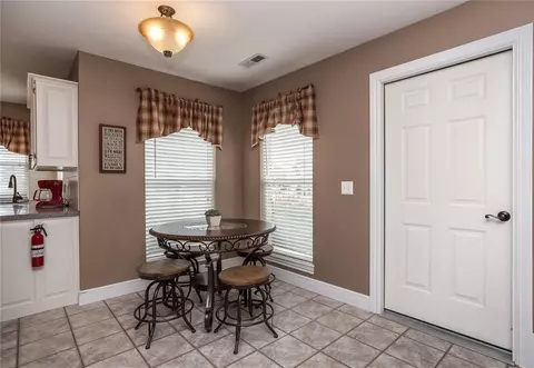 3553 Grapevine Dr, Springdale, AR 72762 photo 9