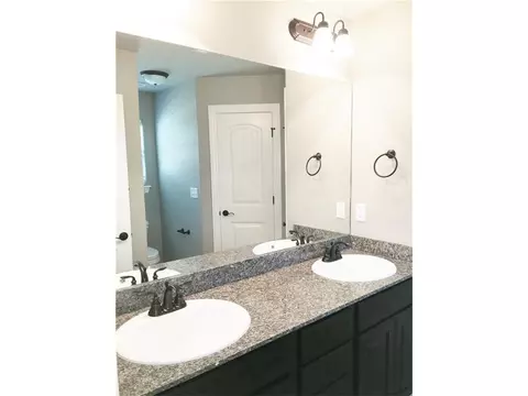 814 E Asher Dr, Rogers, AR 72758 photo 8