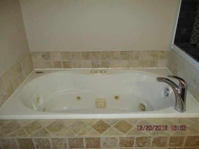 345 Brandons Loop, Springdale, AR 72762 photo 15