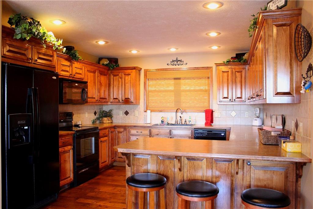313 Greenwood Dr, Shell Knob, MO 65747 photo 11