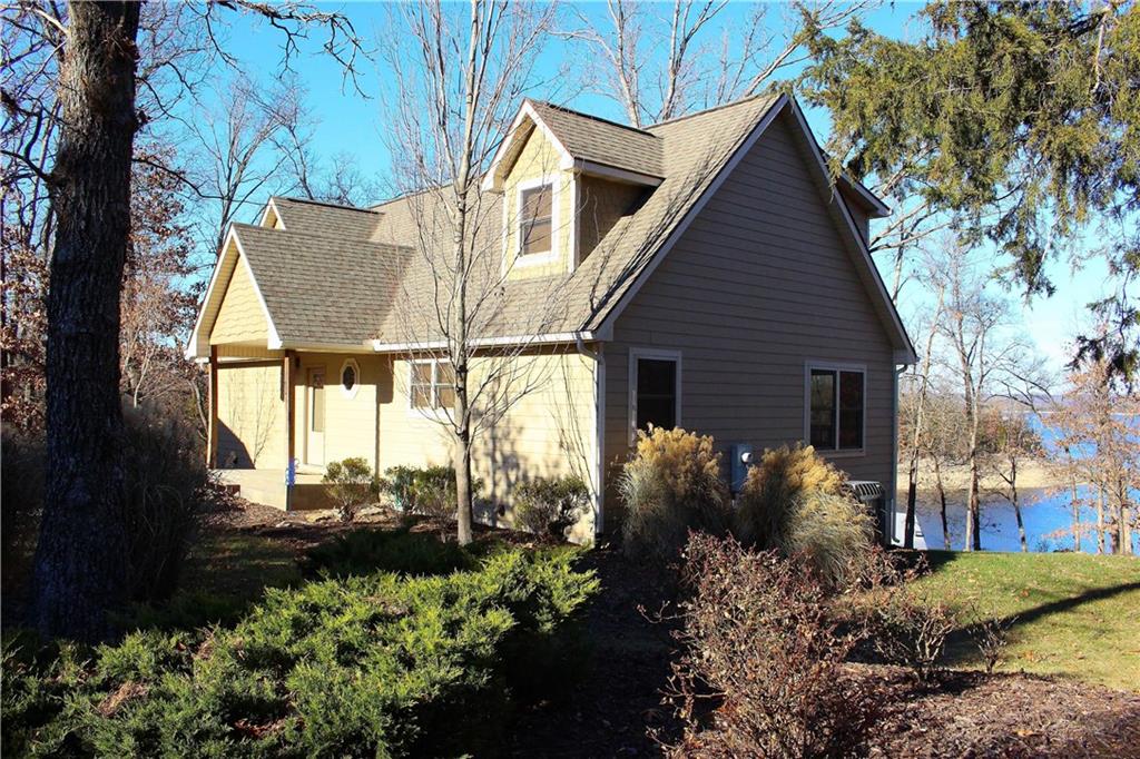 313 Greenwood Dr, Shell Knob, MO 65747 photo 2