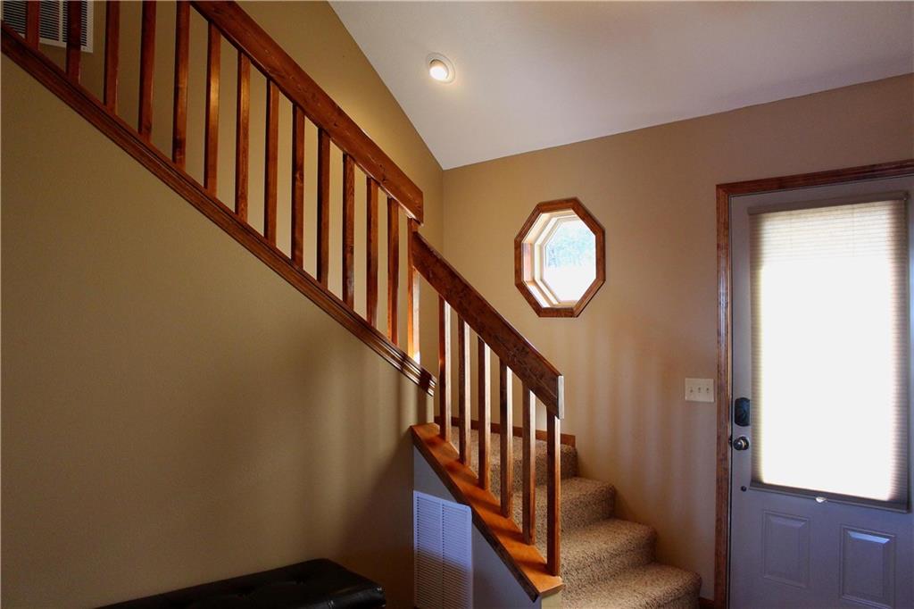 313 Greenwood Dr, Shell Knob, MO 65747 photo 9