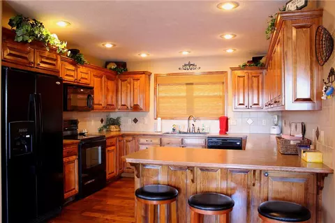 313 Greenwood Dr, Shell Knob, MO 65747 photo 11