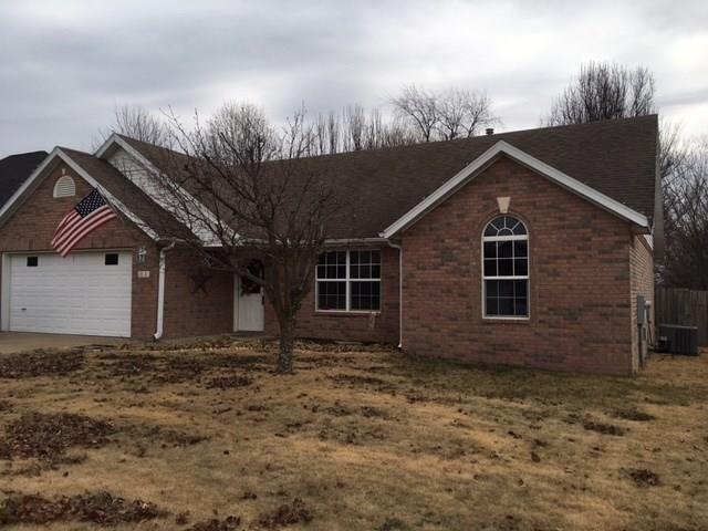 211 Blake Dr, Centerton, AR 72719 photo 2