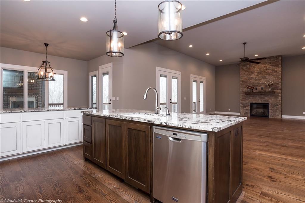 3631 Oak Tree Dr, Centerton, AR 72719 photo 8