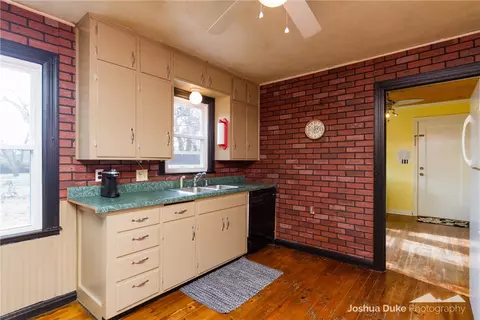 389 Old Wire Rd, Springdale, AR 72764 photo 9