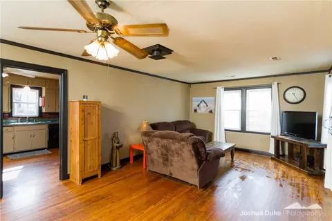389 Old Wire Rd, Springdale, AR 72764 photo 4