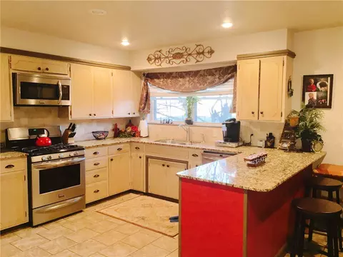 324 Lakeview Rd, Springdale, AR 72762 photo 9