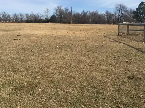 324 Lakeview Rd, Springdale, AR 72762 photo 24