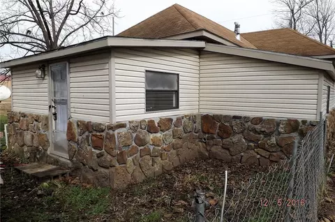 227 Doke St, West Fork, AR 72774 photo 5