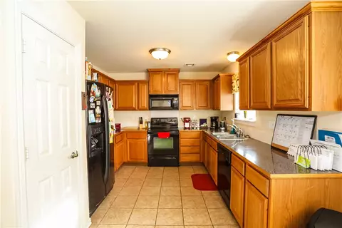 1210 Maplewood Dr, Centerton, AR 72719 photo 6