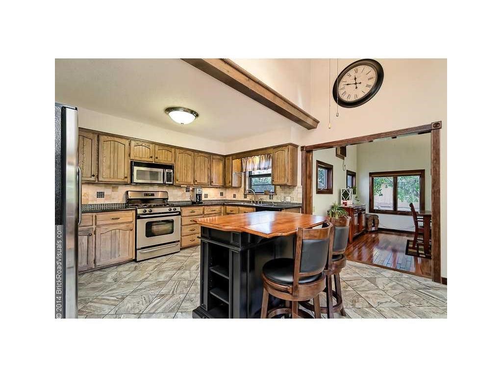 425 Dancer Rd, Rogers, AR 72756 photo 1