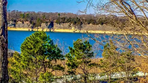 8447 Cedar Ter, Rogers, AR 72756 photo 5