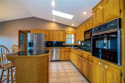 8447 Cedar Ter, Rogers, AR 72756 photo 7