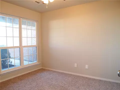 2464 Appleglen St, Springdale, AR 72764 photo 13