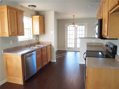 2464 Appleglen St, Springdale, AR 72764 photo 2