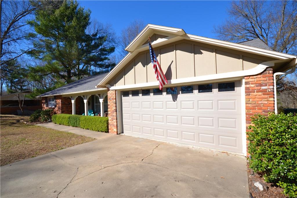 807 Summit Loop, Rogers, AR 72756 photo 1