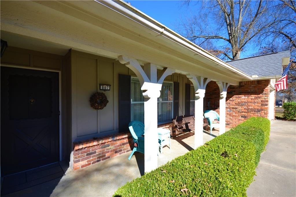 807 Summit Loop, Rogers, AR 72756 photo 3