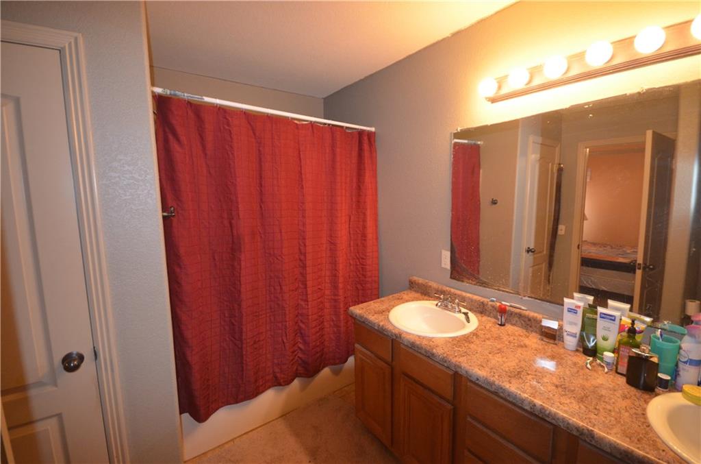 2251 Linden Cir, Springdale, AR 72764 photo 10