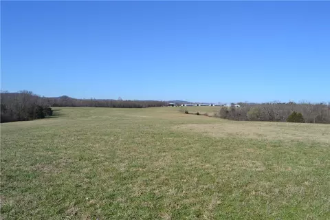 1403 E Main St, Green Forest, AR 72638 photo 10