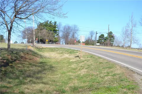 1403 E Main St, Green Forest, AR 72638 photo 17