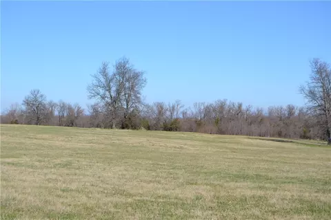 1403 E Main St, Green Forest, AR 72638 photo 2