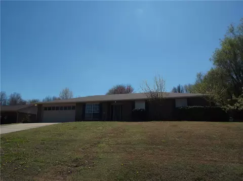 103 Andrew Ave, Springdale, AR 72764 photo 1