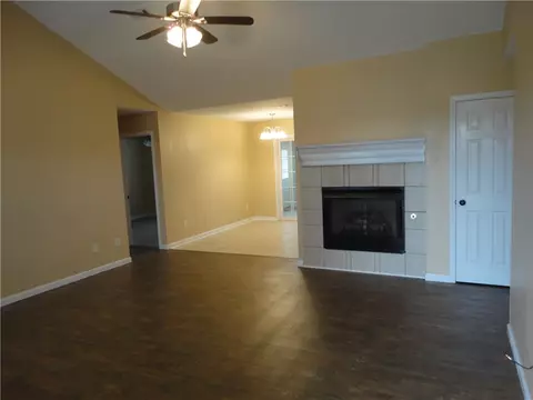 913 Fieldstone Cir, Centerton, AR 72719 photo 6