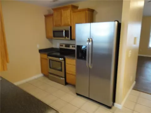913 Fieldstone Cir, Centerton, AR 72719 photo 4