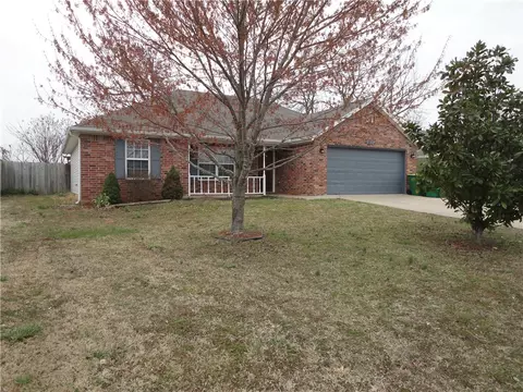 913 Fieldstone Cir, Centerton, AR 72719 photo 3