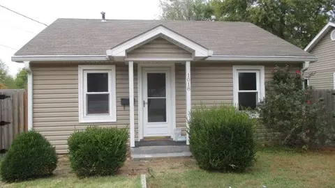 1018 Mill St, Springdale, AR 72764 photo 1