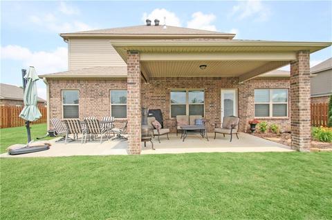 211 Devonshire Ave, Lowell, AR 72745 photo 3
