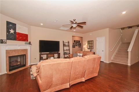 211 Devonshire Ave, Lowell, AR 72745 photo 8