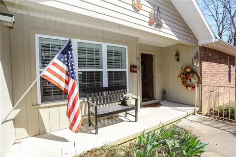 8156 Cedar Rd, Rogers, AR 72756 photo 3