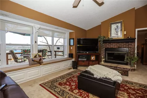 8156 Cedar Rd, Rogers, AR 72756 photo 4