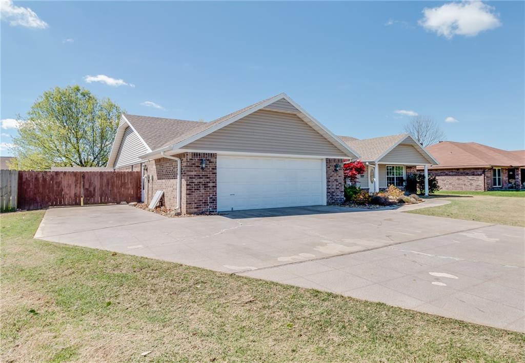 4303 Chapman Ave, Springdale, AR 72762 photo 2
