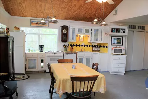 699 S Heatherwood Rd, Shell Knob, MO 65747 photo 6