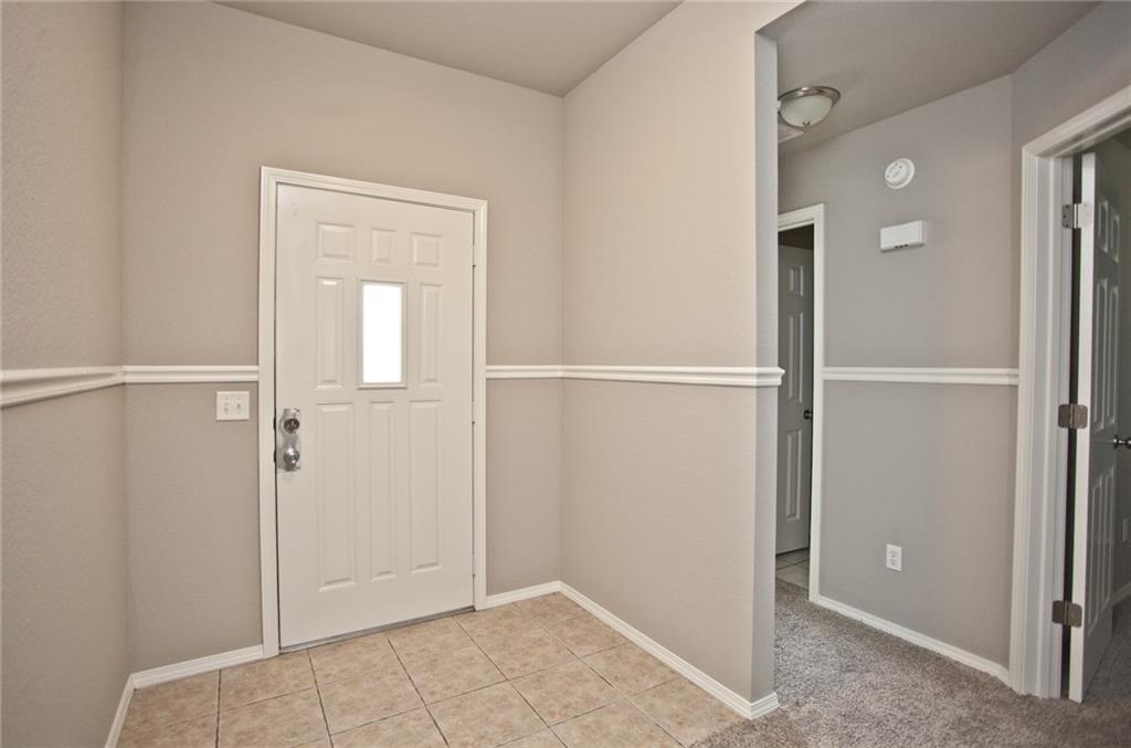 950 Honeysuckle Dr, Centerton, AR 72719 photo 3