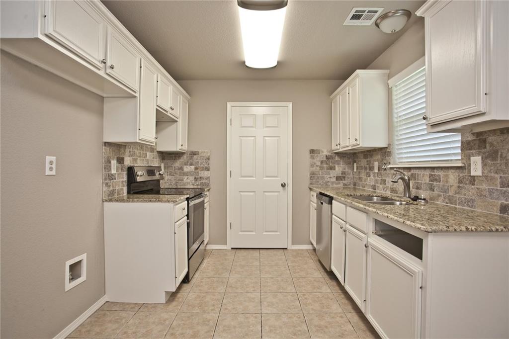950 Honeysuckle Dr, Centerton, AR 72719 photo 10