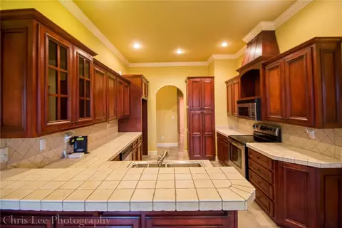 219 Chantilly Ave, Springdale, AR 72764 photo 10