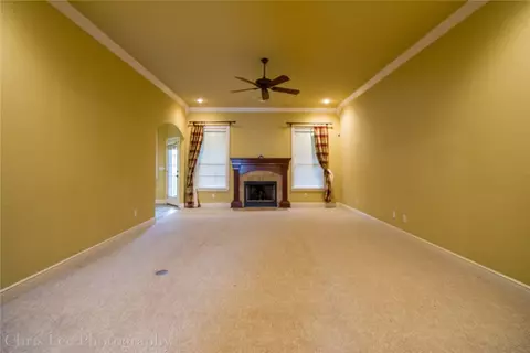 219 Chantilly Ave, Springdale, AR 72764 photo 6